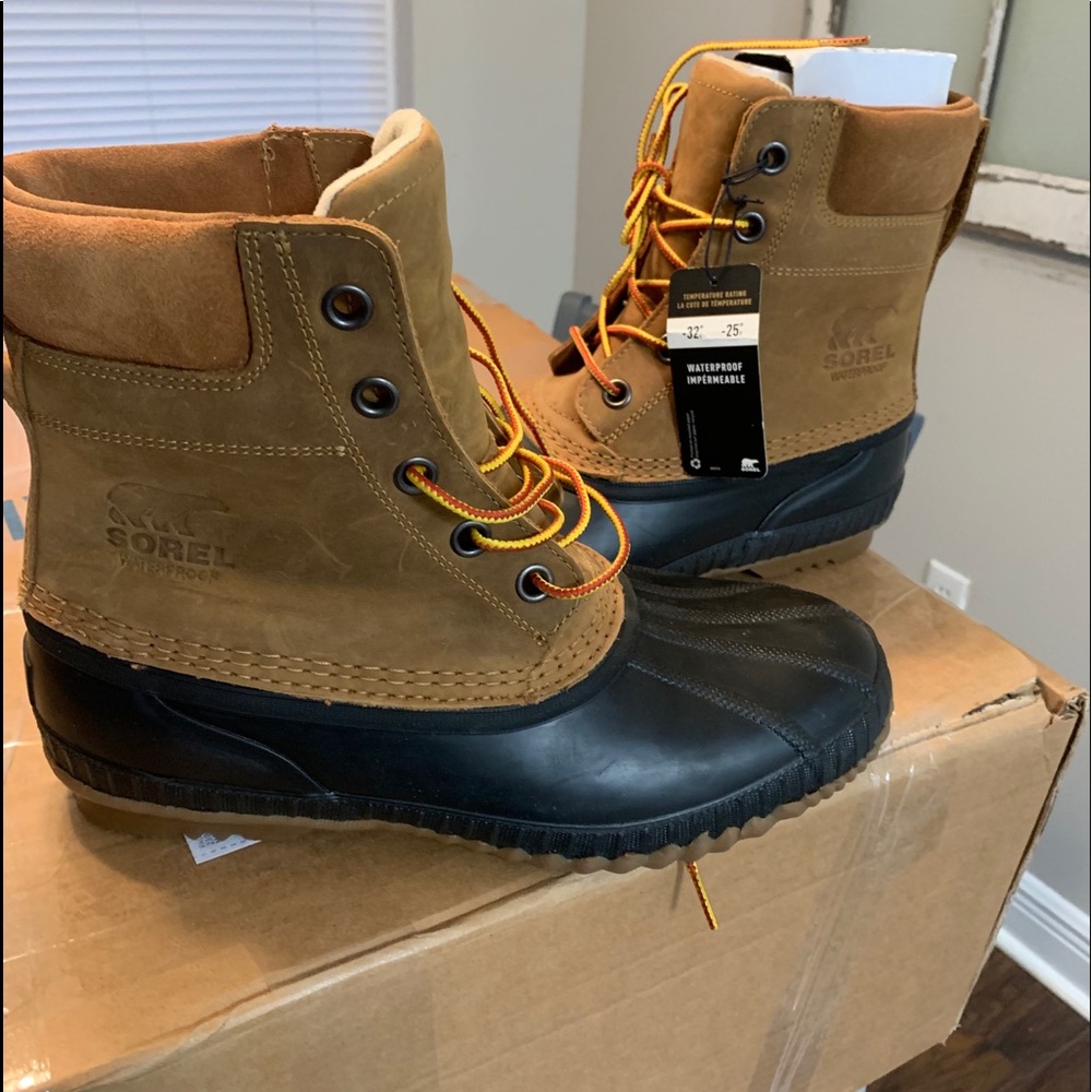 Mens Sorel cheyanne II waterproof boots .